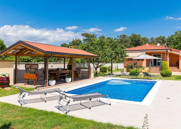 Casa de Férias Dolinka *